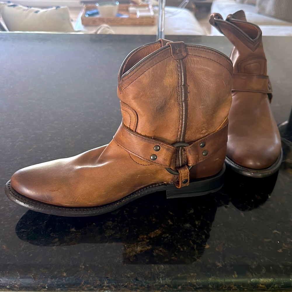Frye harness short boot. Brown. Never worn. Size 8 1/2